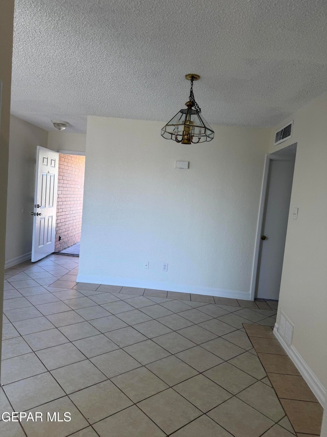 8916 Leo St unit B, El Paso, TX 79904 - photo 5
