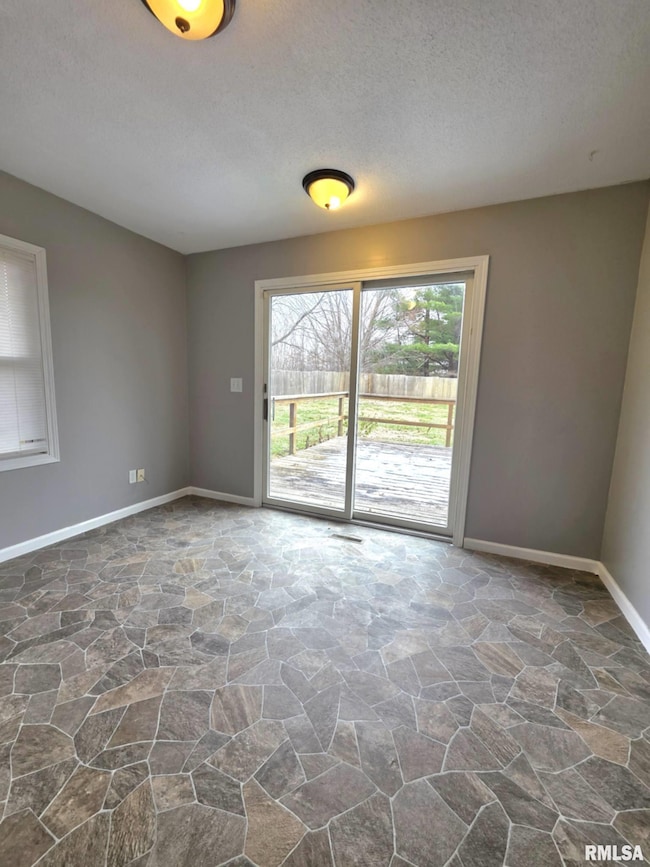 436 Hickory Grove E, Quincy, IL 62305 - photo 7