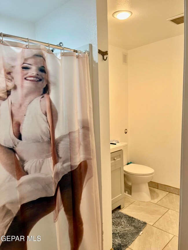 735 Hilton Ave unit A, El Paso, TX 79907 - photo 7