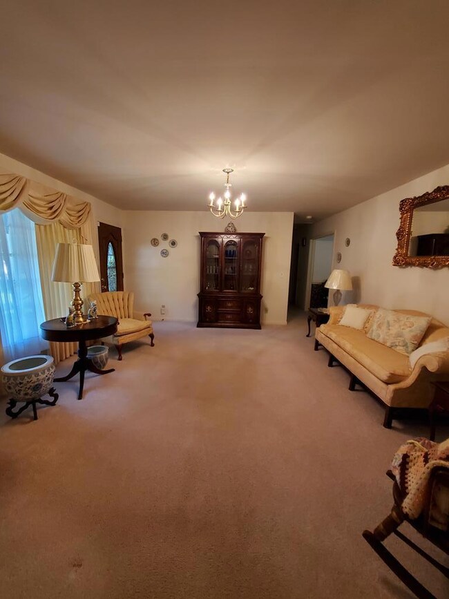 1630 1st St, Victoria, VA 23974 - photo 6