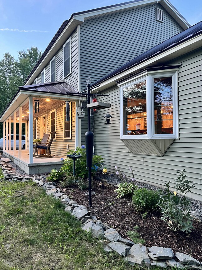 984 Main St Bradley