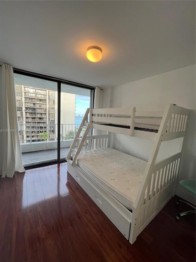 200 SE 15th Rd unit 11I, Miami, FL 33129 - photo 6