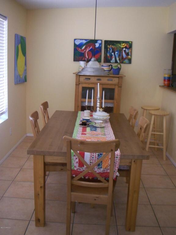 Dining Rm