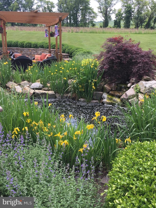 1764 Chancery Ct, Pottstown, PA 19465 - photo 4