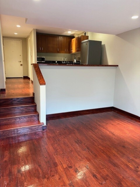 211 Thompson St unit 5C, New York, NY 10012 - photo 5