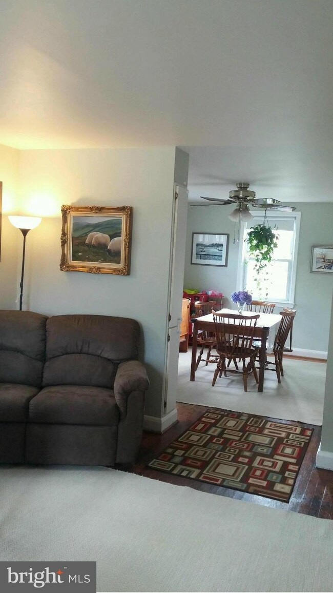 3407 Pinewood Ave, Baltimore, MD 21206 - photo 7