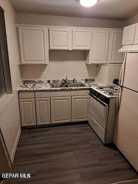 247 Carnes Rd unit AB, El Paso, TX 79907 - photo 2