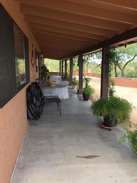 37600 S Matthie Ranch Rd, Wickenburg, AZ 85390 - photo 5