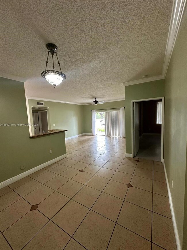 6952 SW 39th St unit C107, Davie, FL 33314 - photo 7