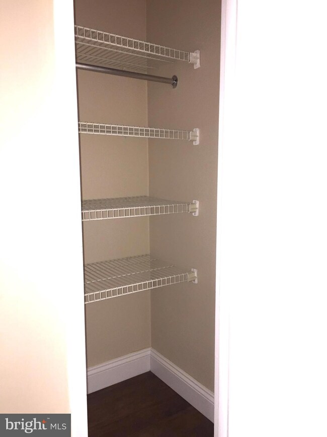 The President Condo unit 508, Washington, DC 20037 - photo 5