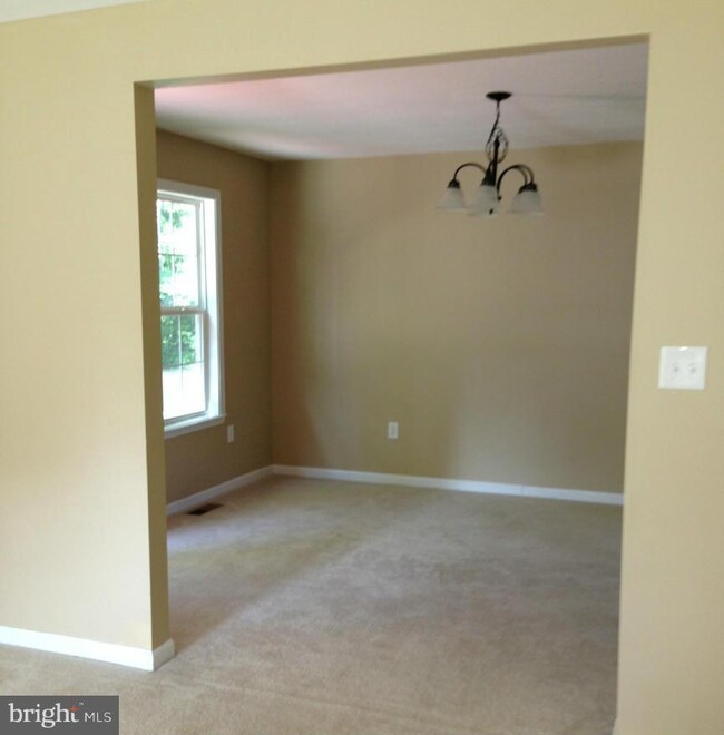 565 Eskimo Hill Rd, Stafford, VA 22554 - photo 5