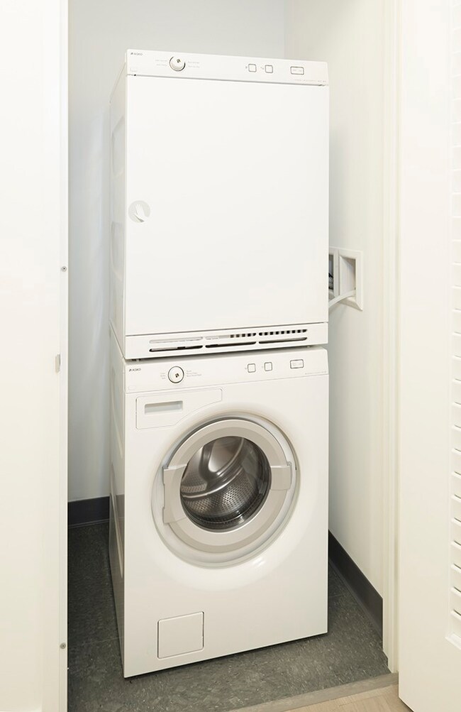 unlisted-address, New York, NY 10005 - photo 5