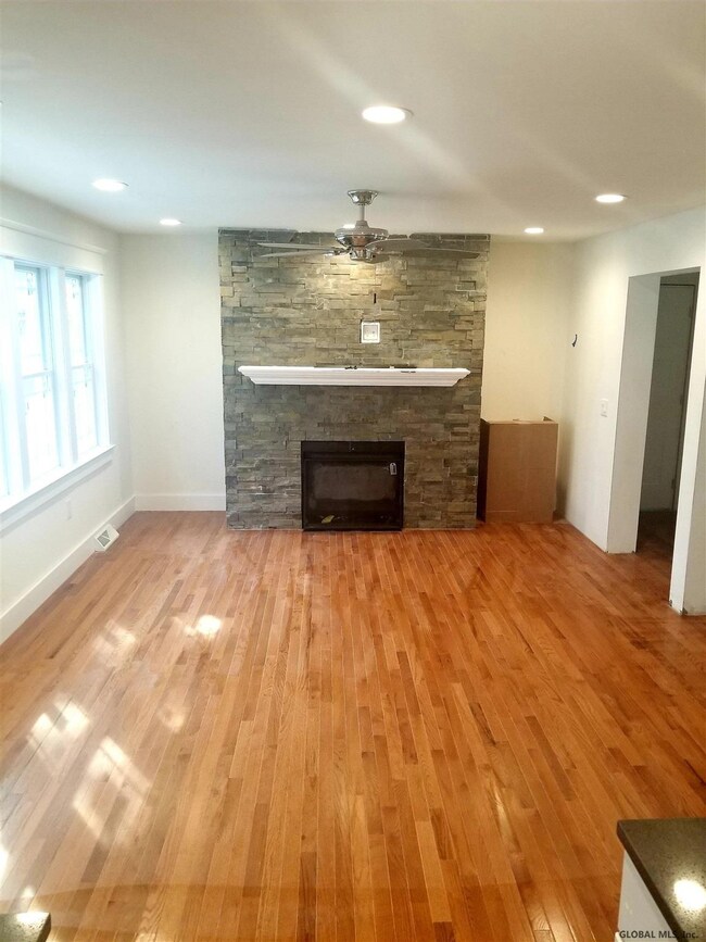 7 Kendrick Hill Rd, Saratoga Springs, NY 12866 - photo 4