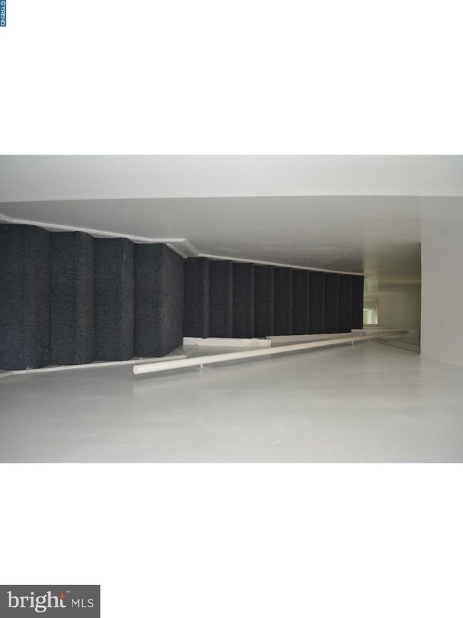 231 N Farson St unit B, Philadelphia, PA 19139 - photo 2