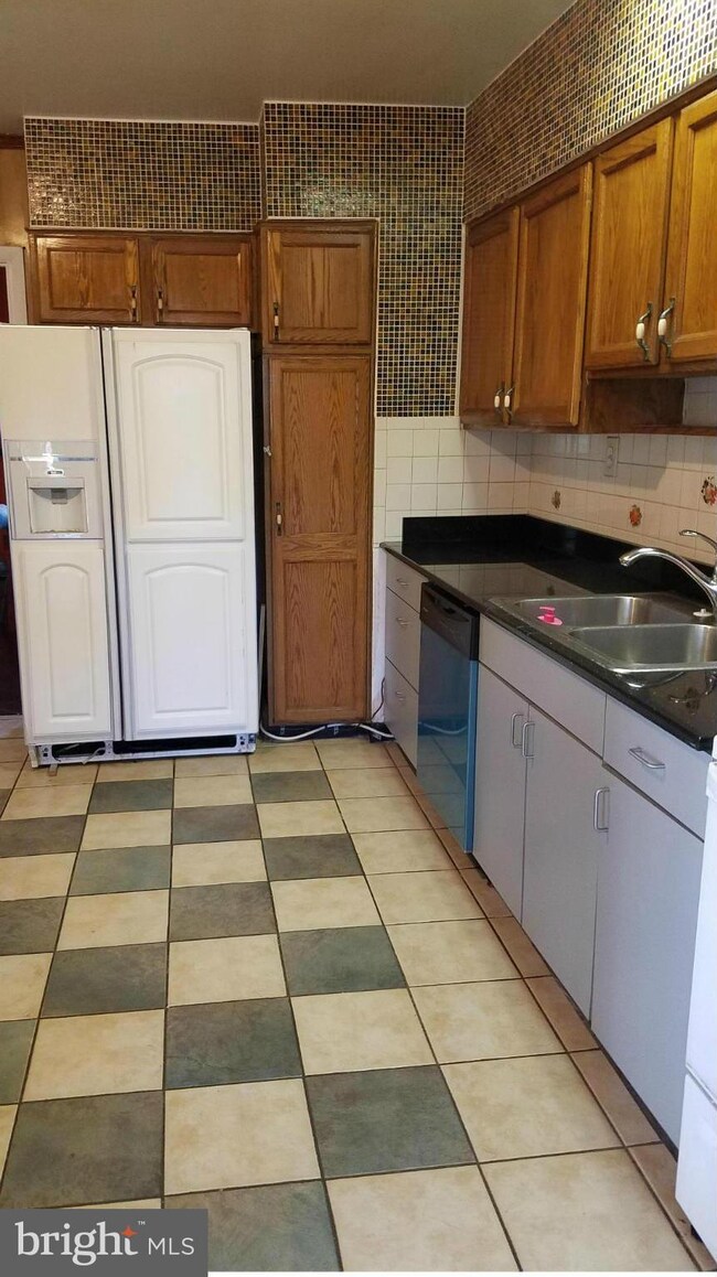 1401 Washington Ln, Fort Washington, MD 20744 - photo 6