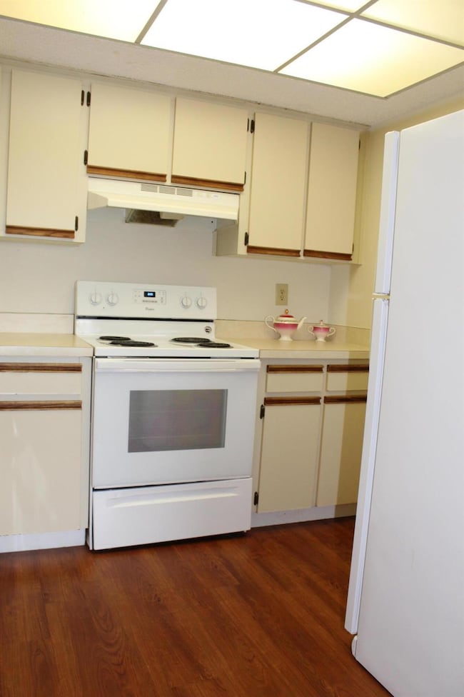 1522 SE Royal Green Cir unit P-204, Port Saint Lucie, FL 34952 - photo 4