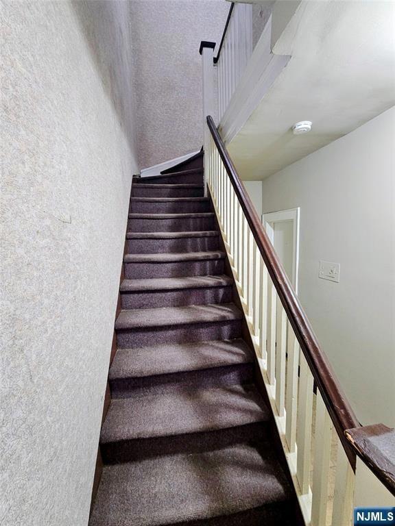 201 Ridge Rd unit 2, North Arlington, NJ 07031 - photo 3