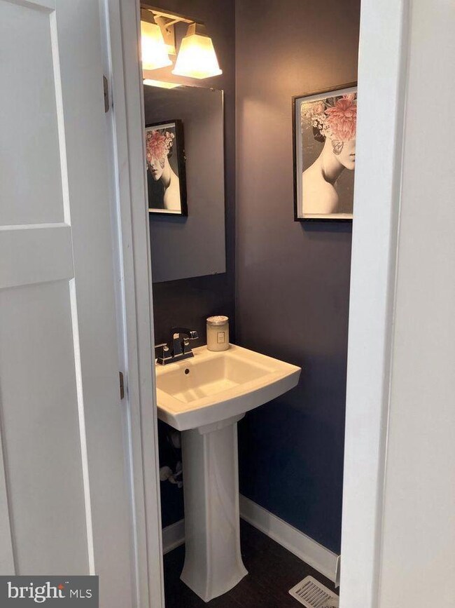 8 Cardinal Ct, Sewell, NJ 08080 - photo 5