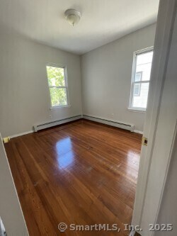 263 Martin St unit 2 (Second floor), Hartford, CT 06120 - photo 4