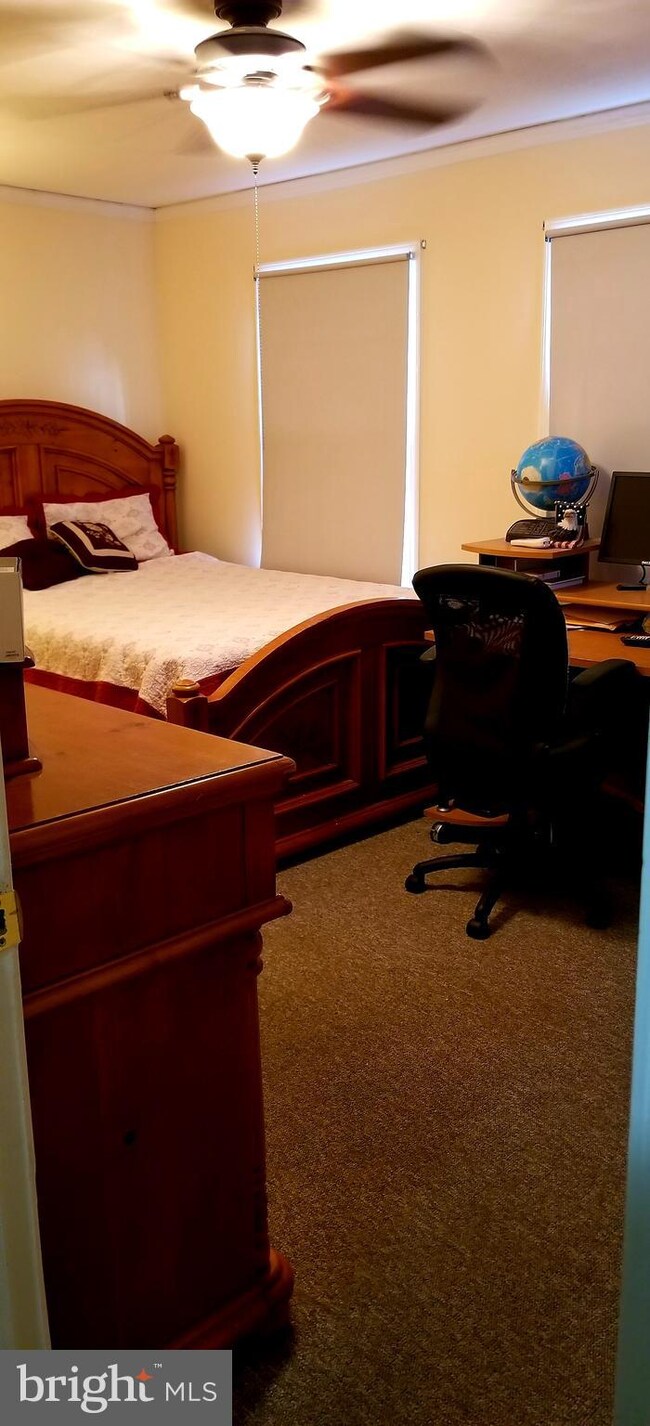 1948 Mayflower Dr, Woodbridge, VA 22192 - photo 6