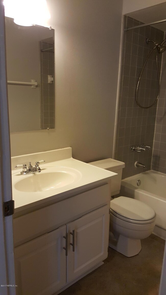 4560 Melissa Ct W, Jacksonville, FL 32210 - photo 7