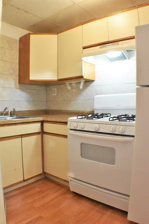 158 Salem St unit 2, Boston, MA 02113 - photo 5