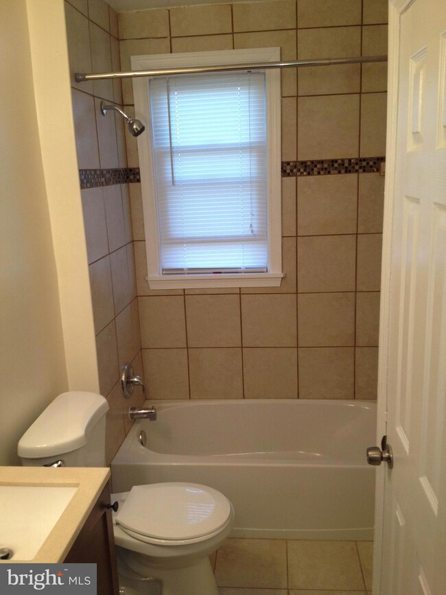 4011 Elmora Ave, Baltimore, MD 21213 - photo 6