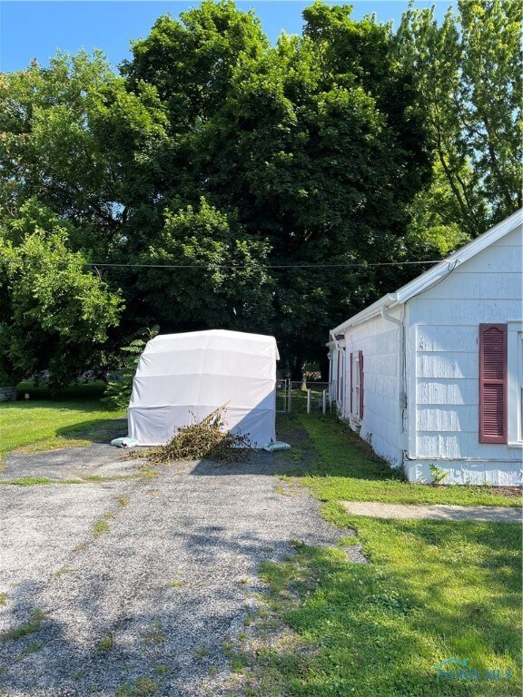 530 Balsley Ave, Findlay, OH 45840 - photo 2