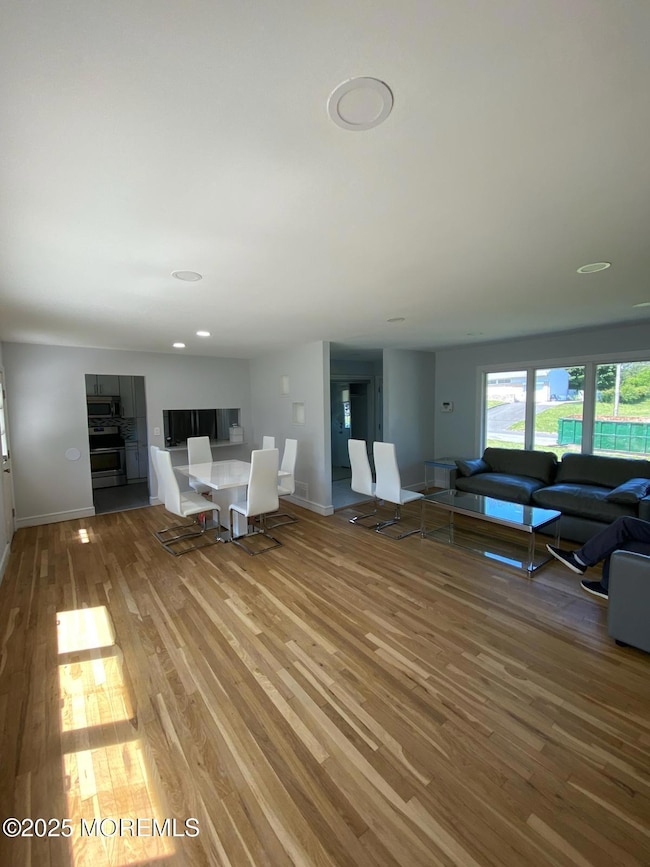 871 Red Oaks Dr, Long Branch, NJ 07740 - photo 5