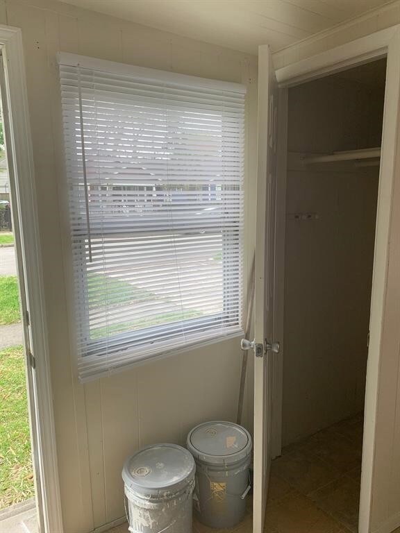 1317 Beverly St, Houston, TX 77008 - photo 5