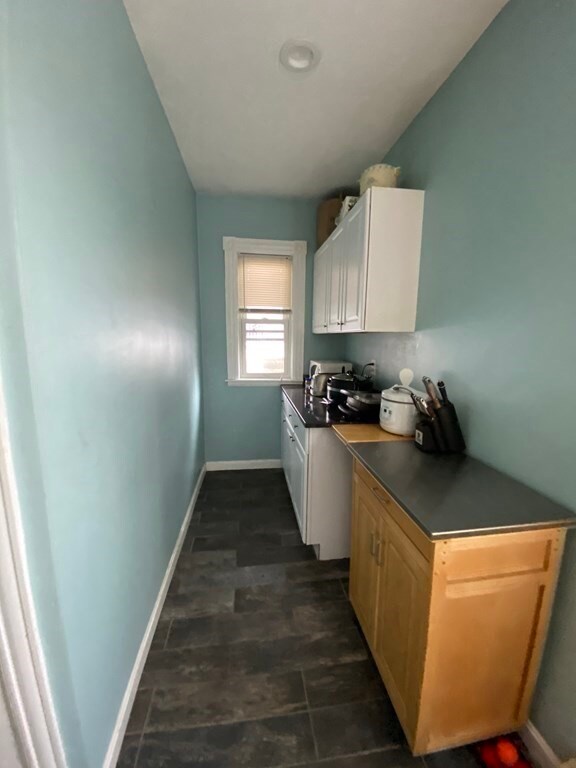 48 Middle St unit 1, Boston, MA 02127 - photo 3