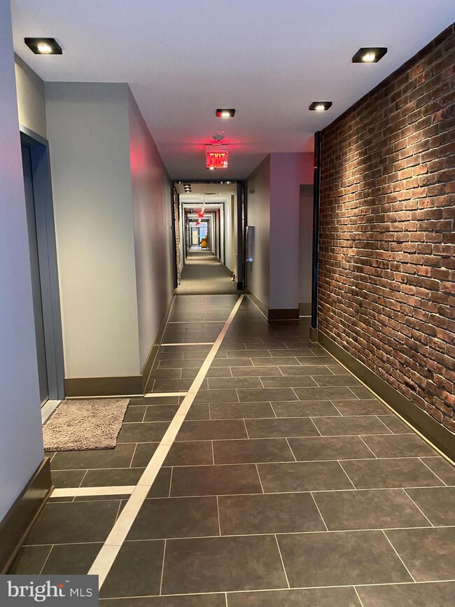 815 N Patrick St unit 309, Alexandria, VA 22314 - photo 5