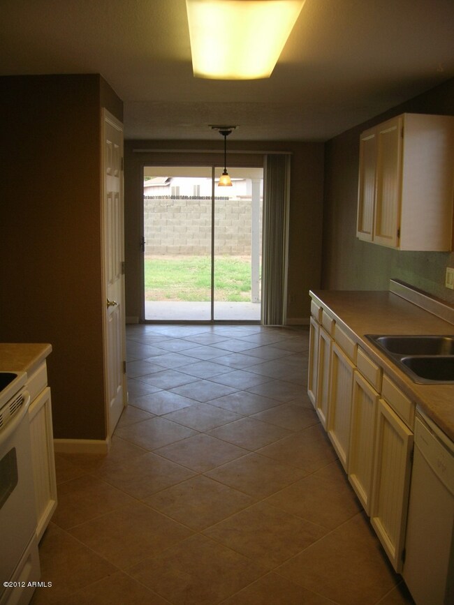 2120 N Verano Way, Chandler, AZ 85224 - photo 5