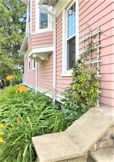 8 Lord St, Sanford, ME 04073 - photo 3