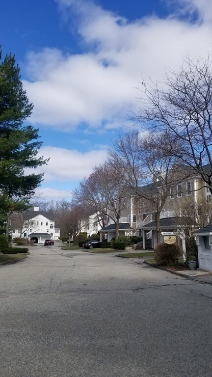 3803 Knightsbridge Close, Worcester, MA 01609 - photo 5