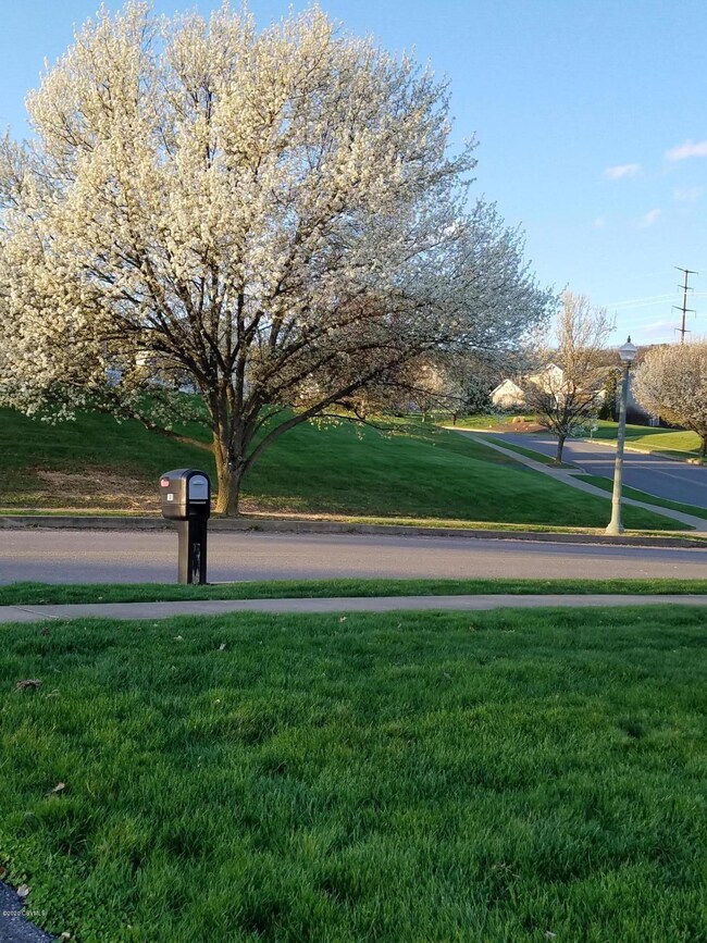 101 Brentwood Cir, Bloomsburg, PA 17815 - photo 5