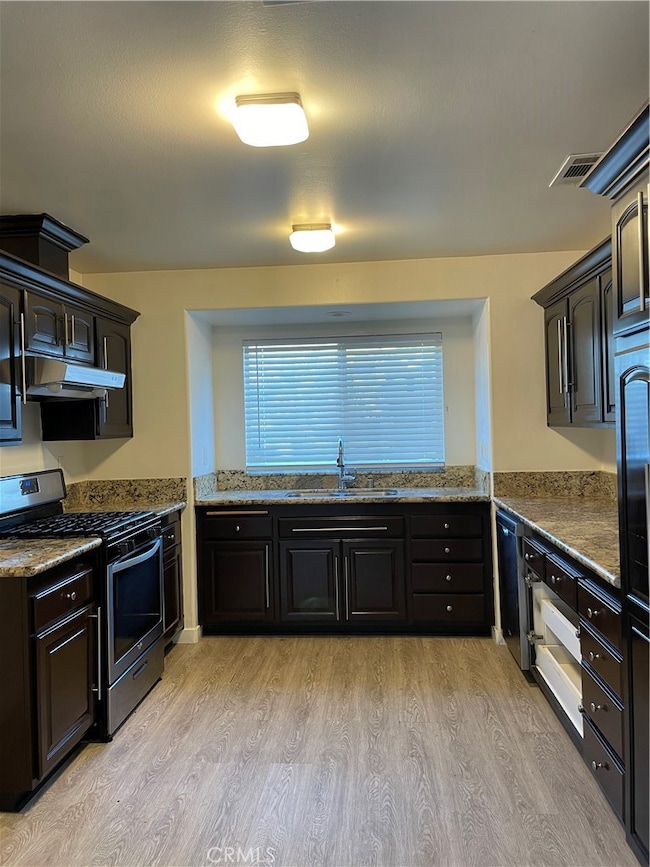 8518 Cleta St, Downey, CA 90241 - photo 4