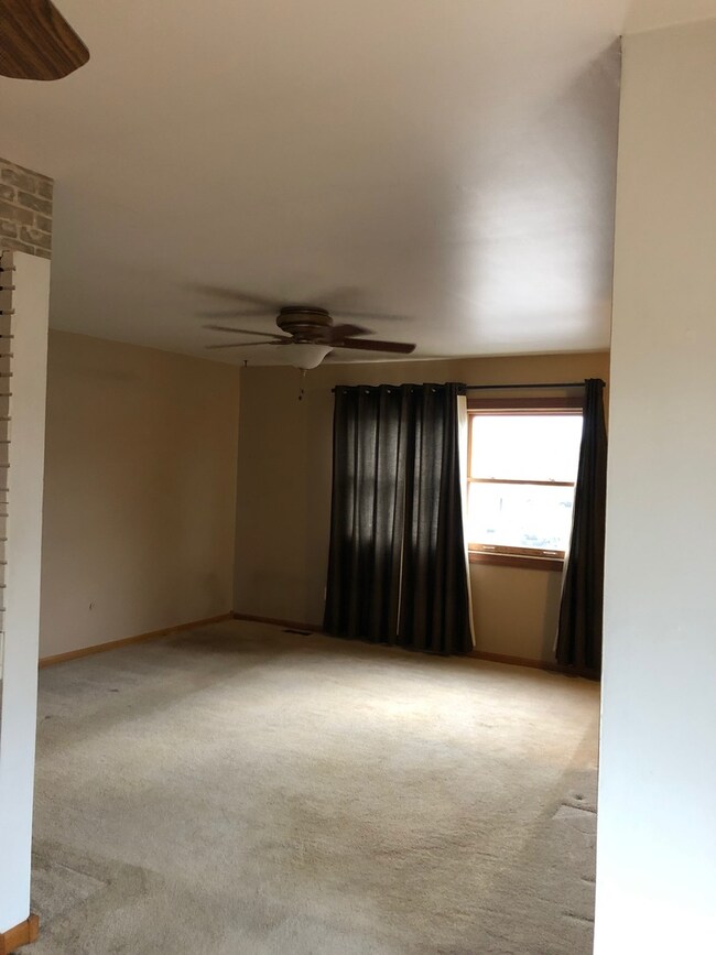 19532 115th Ave unit D, Mokena, IL 60448 - photo 2