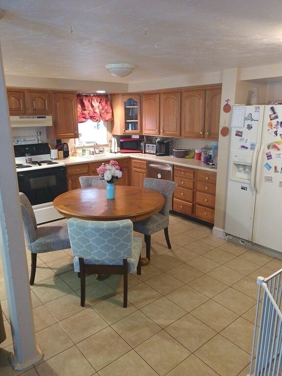 620 East St unit 1, West Bridgewater, MA 02379 - photo 3