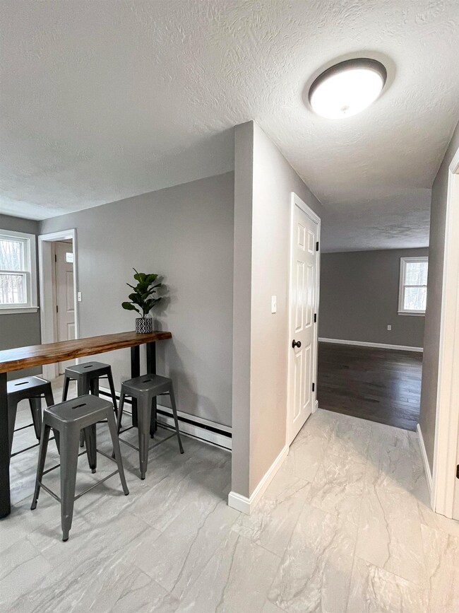 27 Lakeview Way, Auburn, NH 03032 - photo 6