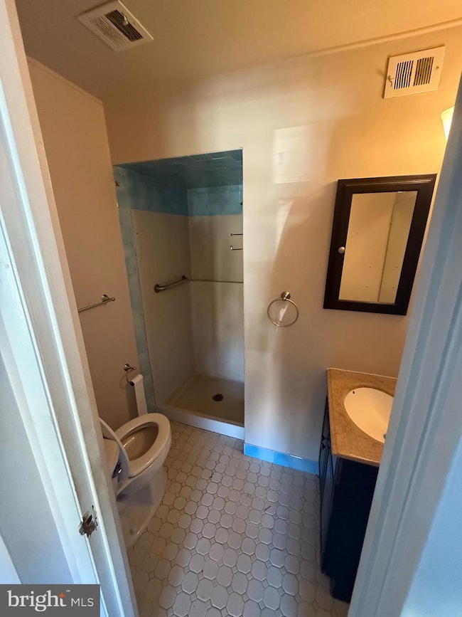 3310 Huntley Square Dr unit A2, Temple Hills, MD 20748 - photo 6