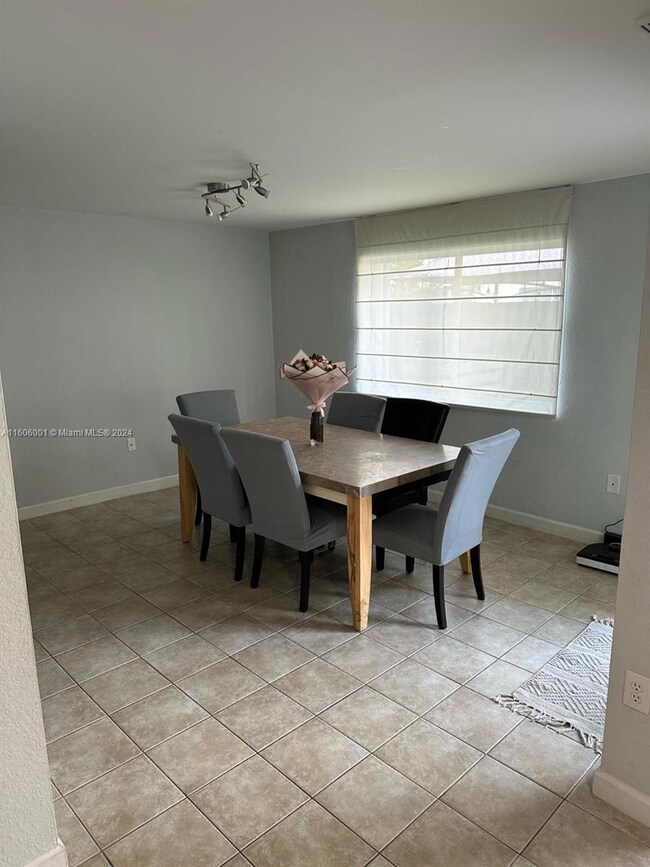 5142 NW 114th Ct, Doral, FL 33178 - photo 5