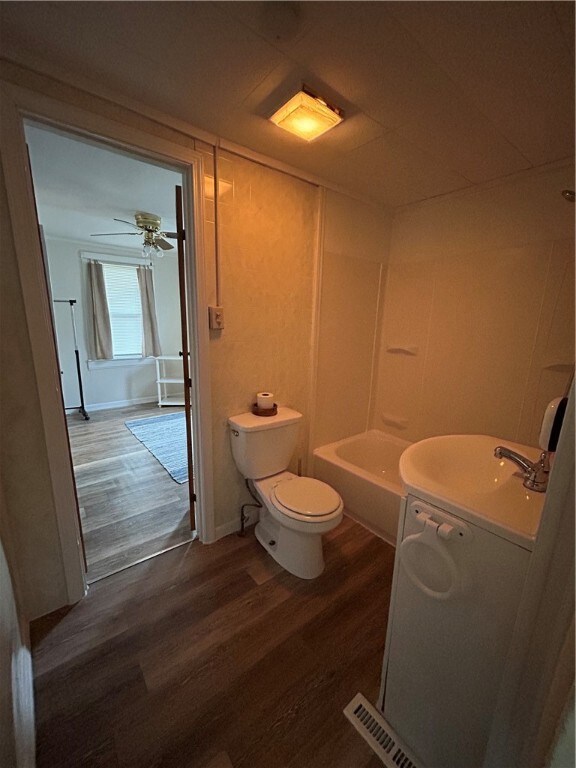 304 Dewitt Ave, Mattoon, IL 61938 - photo 4