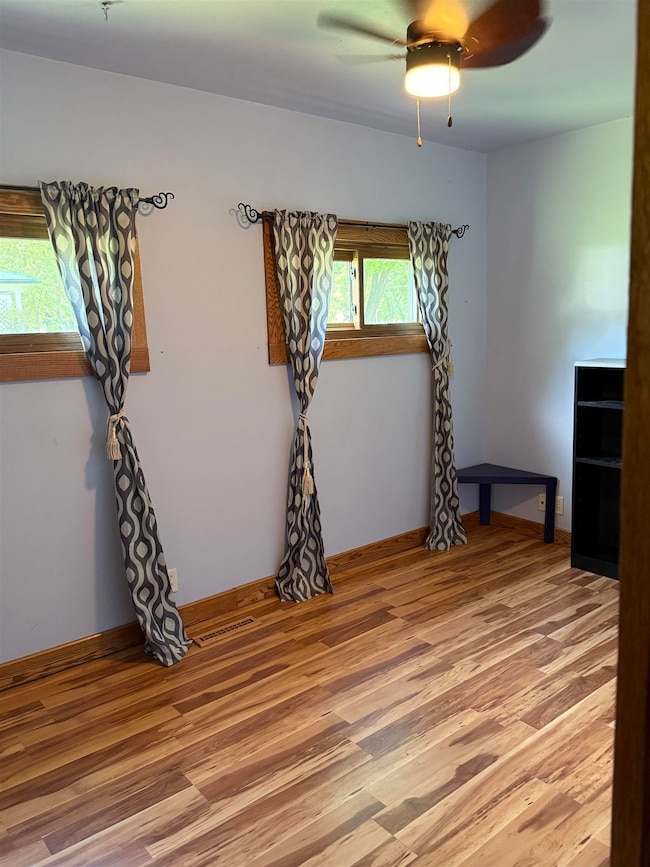 105 E Colvin Rd, Wonewoc, WI 53968 - photo 6