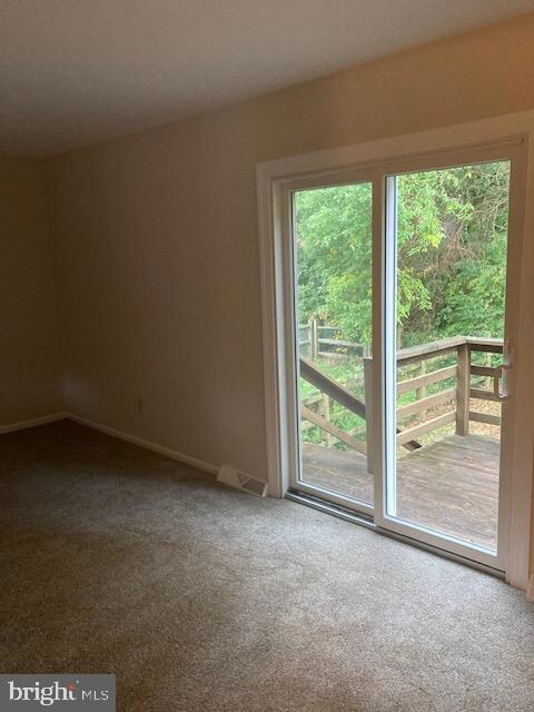 5109 W Woodmill Dr, Wilmington, DE 19808 - photo 3