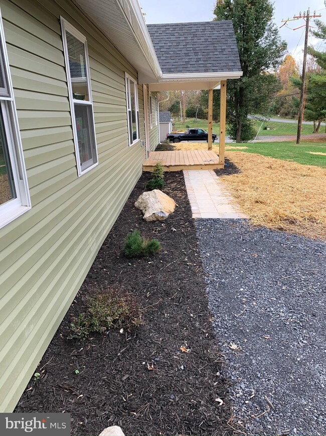 6779 Middle Rd, Middletown, VA 22645 - photo 2