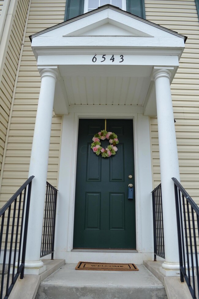 6543 Crab Apple Dr, Canal Winchester, OH 43110 - photo 2