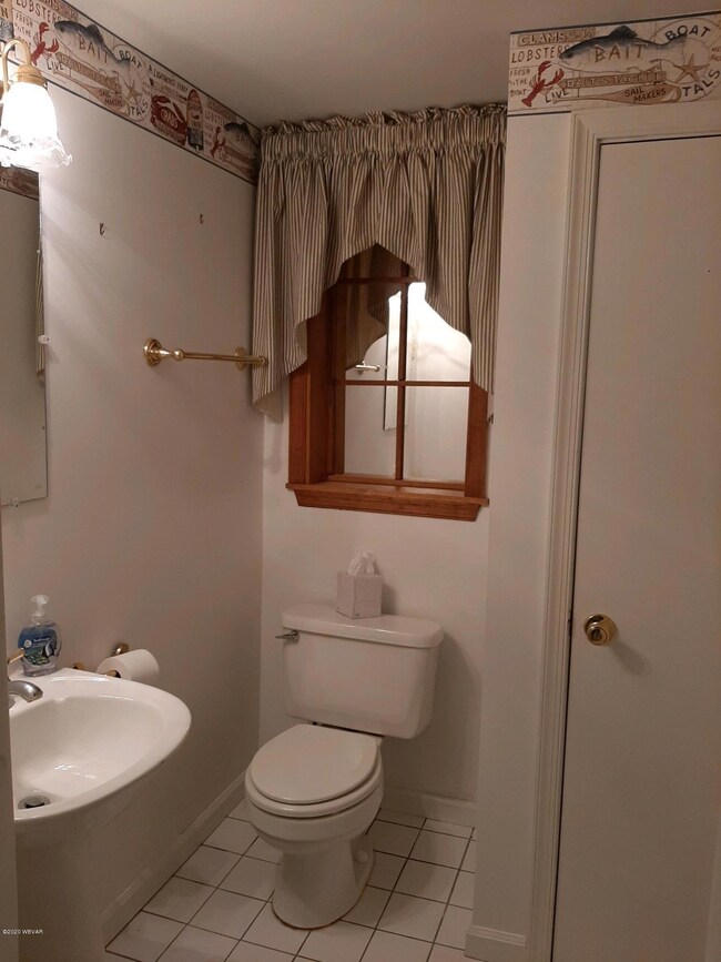 Quarter Bath -1st floor