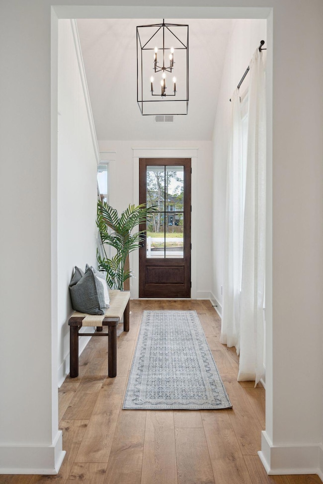 3806GratefulRd-KeenEyeMarketing-006