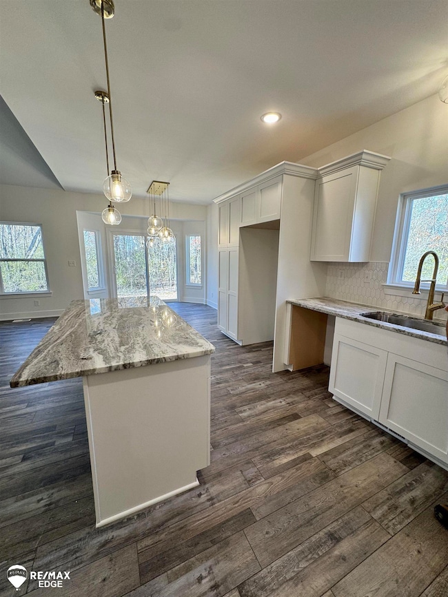 8347 Peninsula Cir, Grand Blanc, MI 48439 - photo 2